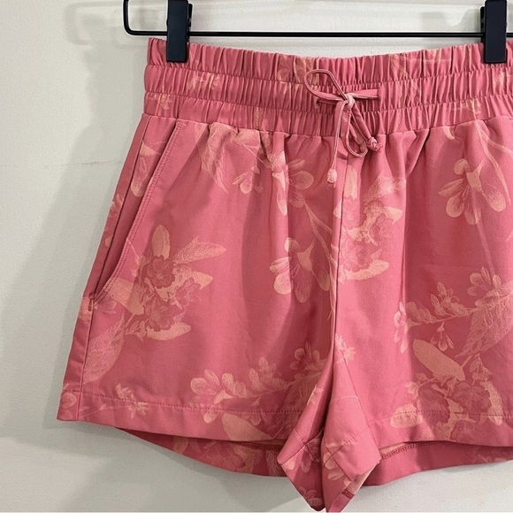 Spiritual Gangster Baja Floral 3” Shorts - Picture 2 of 15